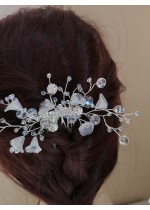 Булчинско гребенче - украса за коса с Кристали Сваровски модел Lilly of the Valley mini Цвят бяло